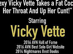 แตกในปากและหีของ Vicky Vettes