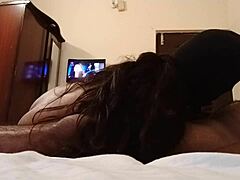 Indiske college-elskere har vill sex på et hotellrom