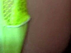 Loira madura tem sua buceta fodida em um vídeo hardcore