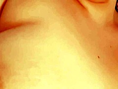 Reife Milf wird in selbstgemachtem Video von Stiefsohn in ihre Muschi geleckt und gefickt