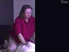 Istri amatir tertangkap kamera masturbasi dan bermain dengan payudaranya