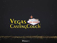 Întâlnire interrasială senzuală cu o starletă de casting din Vegas