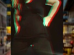 Una bionda mozzafiato balla in un video ispirato a Eminem!