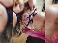 Tattooed mom gives a satisfying BJ