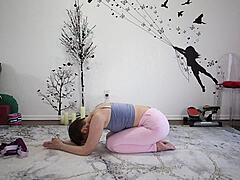 Feticismo per gli istruttori di yoga per le fighe pelose rivelato nella lezione 370