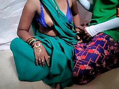 Indisk callgirl sex på landsbygda med en vri