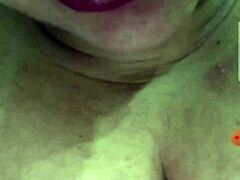 Videocall with a hot MILF on WhatsApp leads to massive orgasm